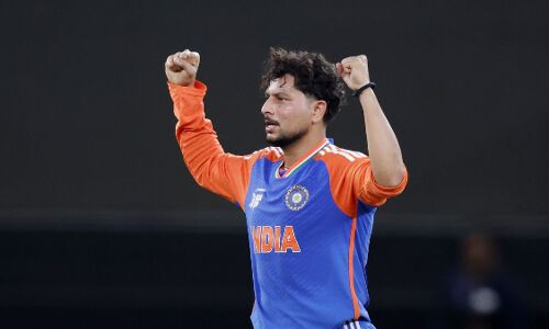 Aaj ki Taaza Khabar: बांग्लादेश को 41 रन से हराकर एशिया कप के फाइनल में पहुंची टीम इंडिया, कुलदीप यादव ने लिए 3 विकेट; 24 सितंबर की बड़ी खबरें