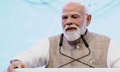 Aaj ki Taaza Khabar: बंगाल चुनाव 2026 के लिए BJP ने उतारे 40 स्टार प्रचारक, मोदी से लेकर कई सेलिब्रिटी तक मैदान में- पढ़ें 5 अप्रैल की बडी खबरें Aaj ki Taaza Khabar: बंगाल चुनाव 2026 के लिए BJP ने उतारे 40 स्टार प्रचारक, मोदी से लेकर कई सेलिब्रिटी तक मैदान में- पढ़ें 5 अप्रैल की बडी खबरें