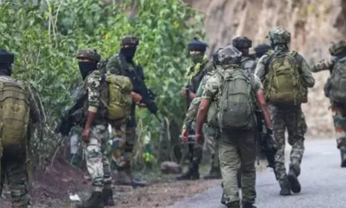 Aaj Ki Taza Khabar: जम्मू-कश्मीर: कठुआ के बिलावर इलाके में सुरक्षा बलों और आतंकियों के बीच मुठभेड़ शुरू- पढ़ें 7 जनवरी की बड़ी खबरें