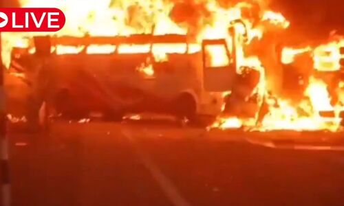 Aaj ki Taaza Khabar: आंध्र प्रदेश बस हादसे पर पीएम मोदी का एलान, मृतक के परिजनों को 2 लाख और घायलों को मिलेंगे 50 हजार रुपये