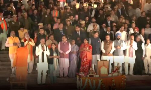 Aaj ki Taaza Khabar: दिल्ली की CM बनते ही रेखा गुप्ता ने की यमुना आरती, पढ़ें 20 फरवरी की दिनभर की बड़ी खबरें Aaj ki Taaza Khabar: दिल्ली की CM बनते ही रेखा गुप्ता ने की यमुना आरती, पढ़ें 20 फरवरी की दिनभर की बड़ी खबरें