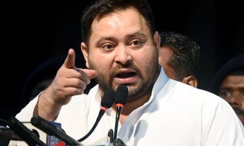 Aaj ki Taaza Khabar News: पटना के NMCH अस्पताल में चूहे ने कुतरा मरीज का पैर, तेजस्वी बोले- स्वास्थ्य व्यवस्था रसातल में, 20 मई की बड़ी खबरें