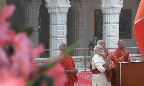 Aaj ki Taaza Khabar: राम मंदिर पर पाक के बयान पर भारत का प्रहार: पाखंडी भाषण देने का कोई हक नहीं- पढ़ें 26 नवंबर की बड़ी खबरें