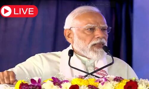 Aaj ki Taaza Khabar: राष्ट्रपति द्रौपदी मुर्मू के कार्यक्रम का बहिष्कार, संविधान और लोकतंत्र का अपमान, TMC की हरकत पर गरजे पीएम मोदी