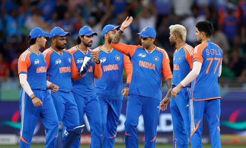 Aaj ki Taaza Khabar: एशिया कप 2025 के सुपर-4 मुकाबले में भारत ने पाकिस्तान को 6 विकेट से हराया, पढ़ें 21 सितंबर की बड़ी खबरें