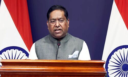 Aaj ki Taaza Khabar: H1B Visa के नए नियम पर विदेश मंत्रालय का बयान- असर का अध्ययन कर रहे- पढें 20 सितंबर की बड़ी खबरें Aaj ki Taaza Khabar: H1B Visa के नए नियम पर विदेश मंत्रालय का बयान- असर का अध्ययन कर रहे- पढें 20 सितंबर की बड़ी खबरें