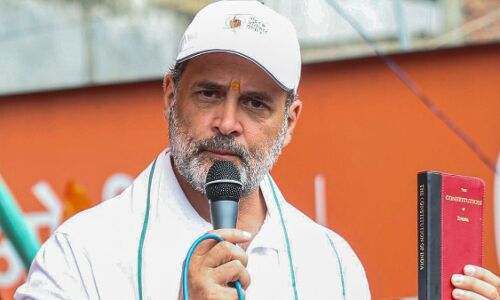 Aaj ki Taaza Khabar: पीएम मोदी वोट चोर हैं, इसलिए चुप हैं.. मोतिहारी में बोले राहुल गांधी; 28 अगस्त की बड़ी खबरें Aaj ki Taaza Khabar: पीएम मोदी वोट चोर हैं, इसलिए चुप हैं.. मोतिहारी में बोले राहुल गांधी; 28 अगस्त की बड़ी खबरें