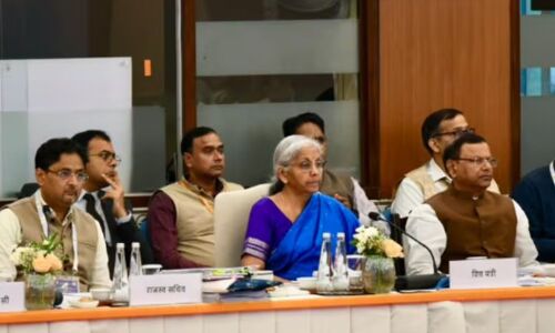 Aaj ki Taaza Khabar: GST के दो स्लैब (5 और 18 फीसदी) को मिली मंजूरी, फैसला 22 सितंबर से होगा लागू- पढ़ें 3 सितंबर की बड़ी खबरें Aaj ki Taaza Khabar: GST के दो स्लैब (5 और 18 फीसदी) को मिली मंजूरी, फैसला 22 सितंबर से होगा लागू- पढ़ें 3 सितंबर की बड़ी खबरें