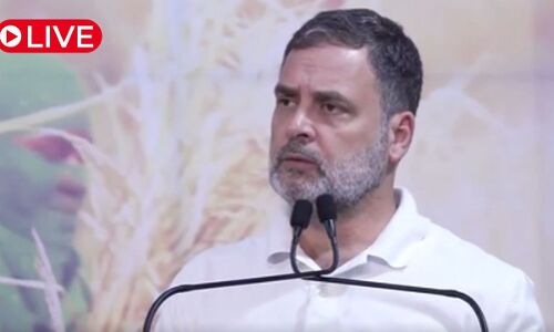 Aaj ki Taaza Khabar: राहुल गांधी ने पीएम मोदी पर बोला हमला, कहा- राष्ट्रपति ट्रंप PM को धमका रहे थे, भारत के प्रधानमंत्री को फंसा रखा है