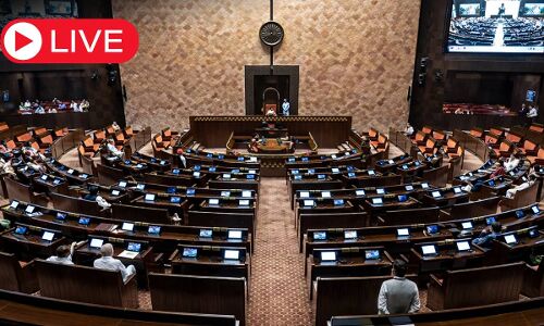 Aaj ki Taaza Khabar: आठ विपक्षी सांसदों का सस्पेंशन वापस, बजट सेशन के दौरान लिया गया था एक्शन