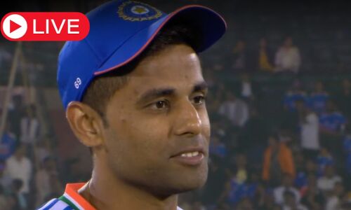 Aaj ki Taaza Khabar: न्यूजीलैंड के खिलाफ दूसरे T20I में भारत ने जीता टॉस, पहले बॉलिंग करने का फैसला; कुलदीप-राणा की वापसी