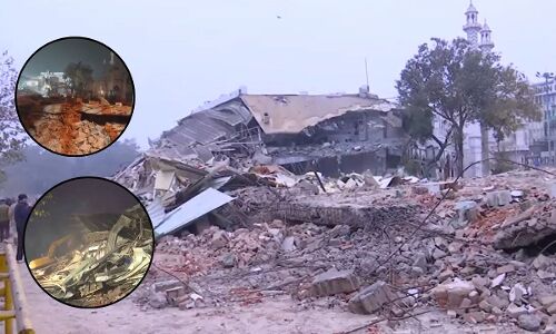 फैज-ए-इलाही मस्जिद के पास बुलडोजर कार्रवाई पर बवाल, पत्थरबाजी के बाद एक्शन में पुलिस; तुर्कमान गेट पर क्यों बिगड़े हालात?