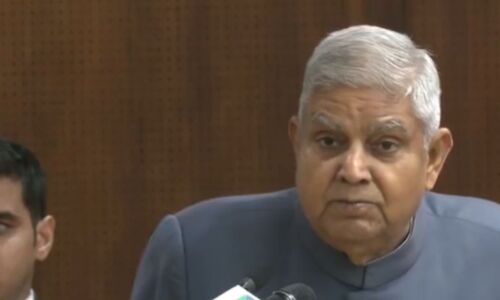 Aaj ki Taaza Khabar: भारत पर कोई शक्ति दबाव नहीं बना सकती; ट्रंप के दावे पर क्या बोले धनखड़? पढ़ें 19 जुलाई की बड़ी खबरें